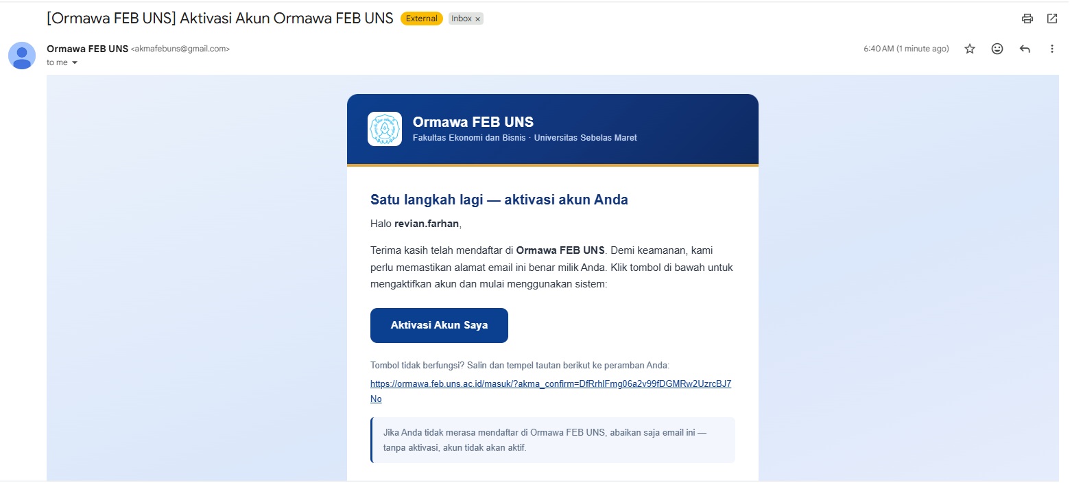 Email aktivasi dengan tombol "Aktivasi Akun Saya".